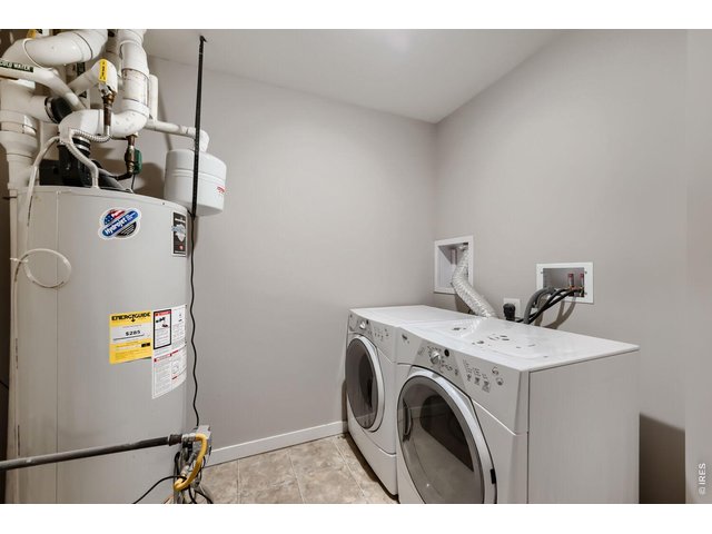 Property Photo 9 Washer & Dryer Included