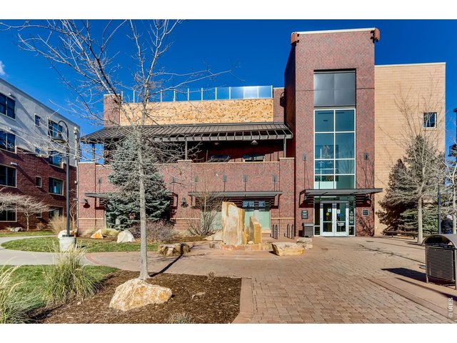 Property Photo 19 Community Building with Gym, Theater, Pool etc.