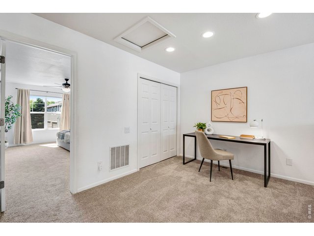 Property Photo 36 Spacious Loft/Office area - Fresh Newer Carpet/2024! 