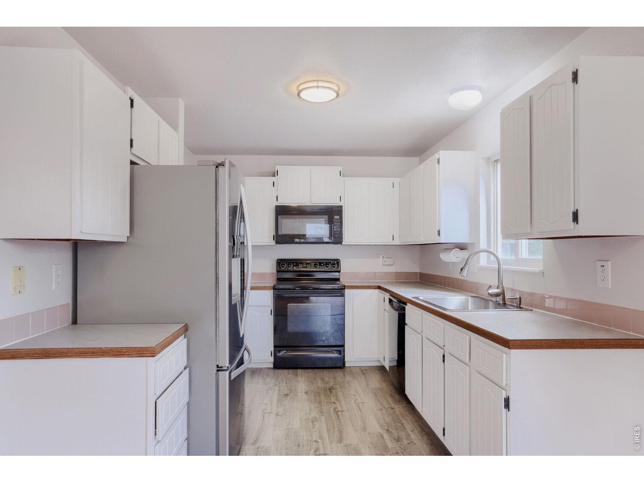 Lots Of cabinets