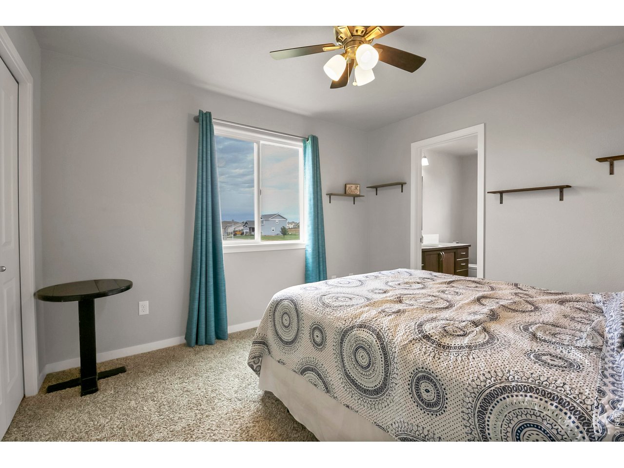 Upper Level Guest room 2