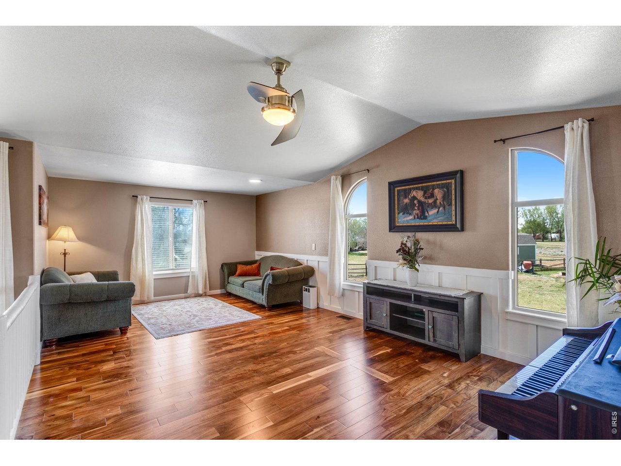 Living Room is a huge 23'x13' area 