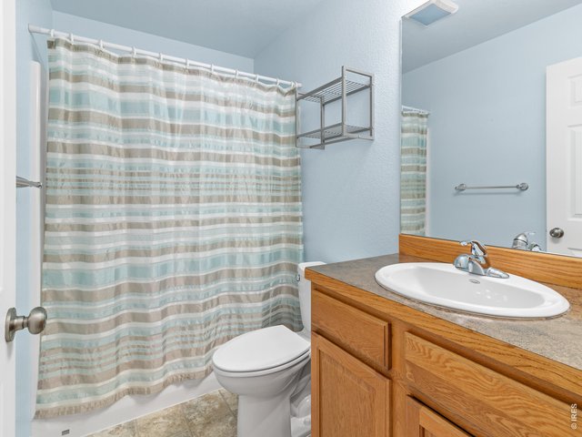 Property Photo 24 Bath 2