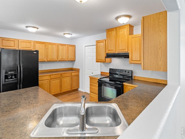 Property Photo 15 Great kitchen storage