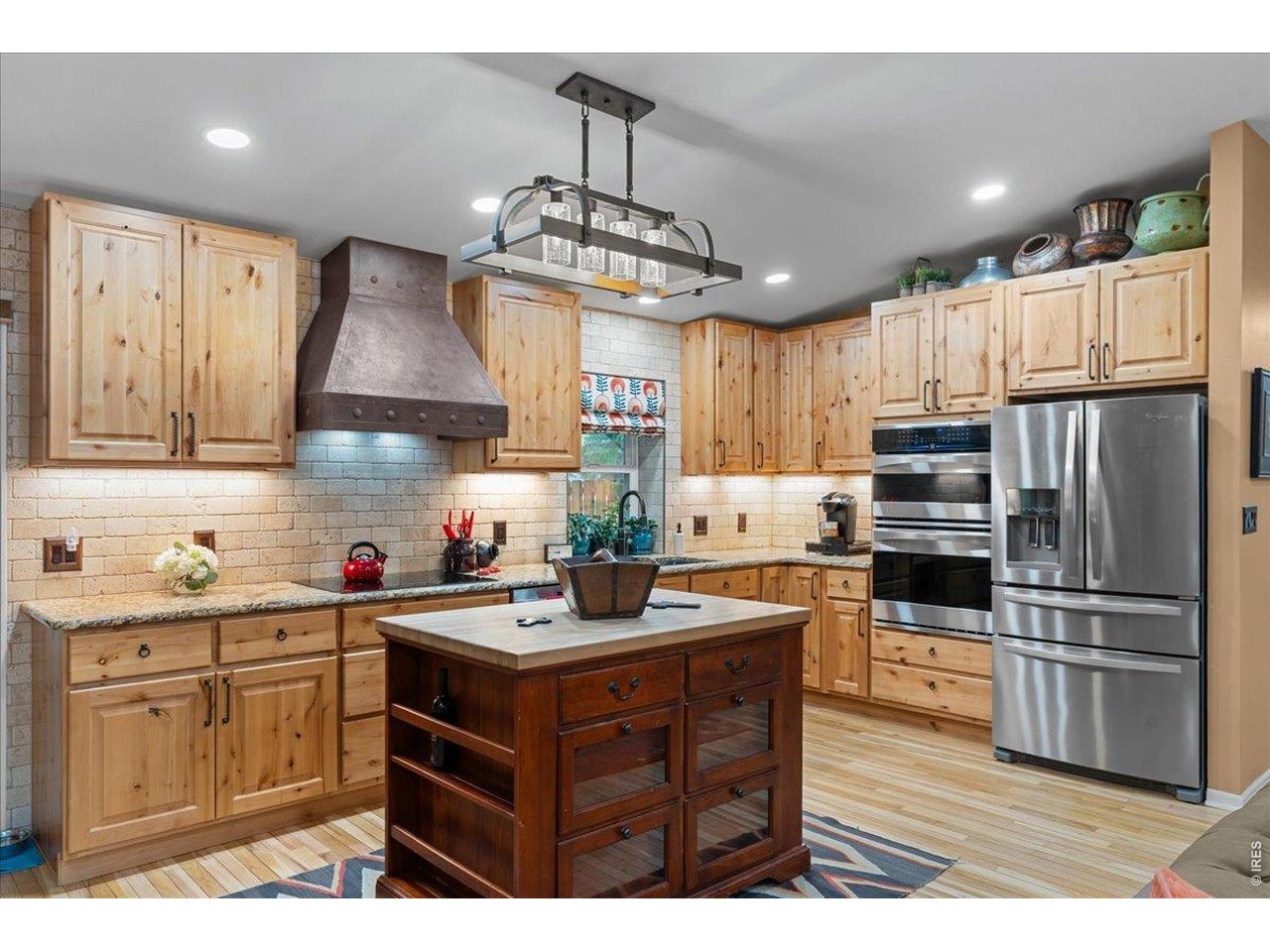 Custom hood vent and new light fixtures!
