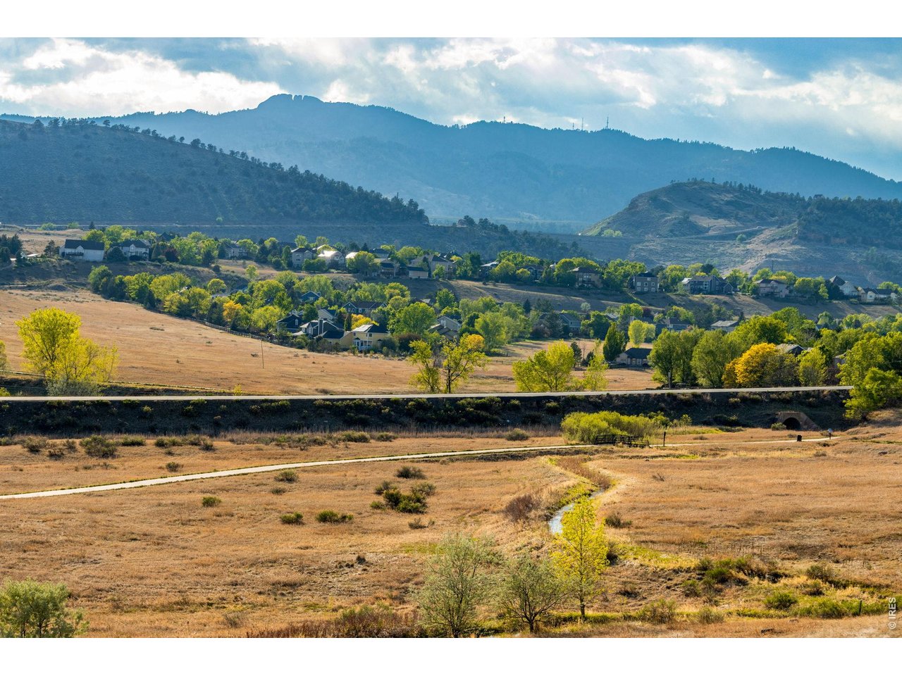 A property that feels like your living in Colorado postcard, from the backside! 