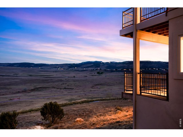 Property Photo 18 Watch out for the best Sunsets around, and choose your deck - with 4 off the backside! 