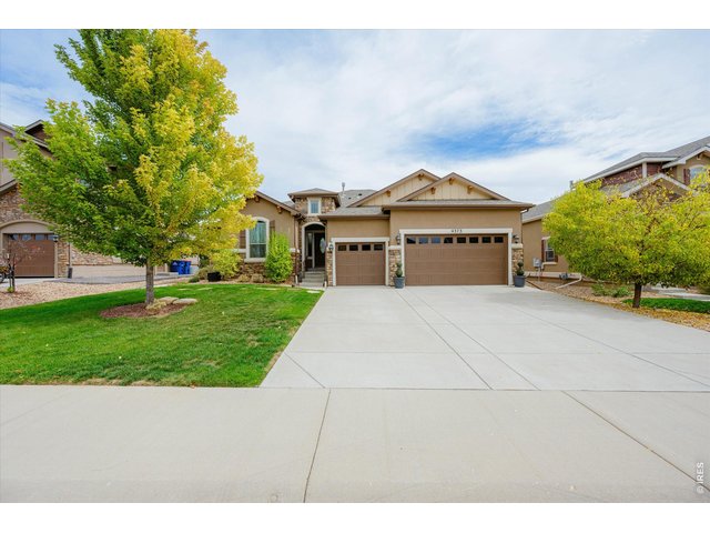 Property Photo 39 Front of Home-Ranch Style Home with 3 Car Garage 