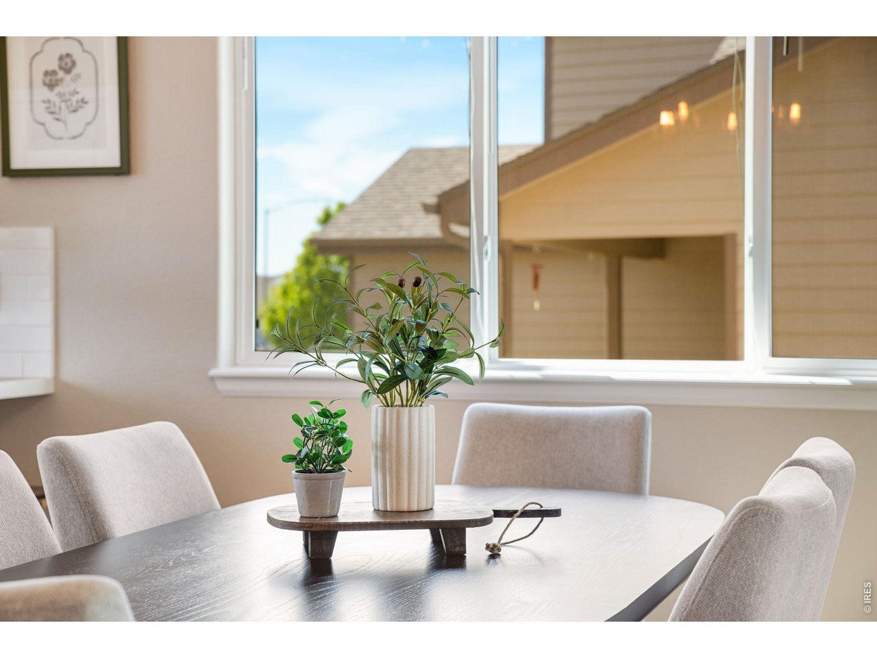 All windows have had a new glass replacement in 2023, through Ram Glass, a high performance soft coat Low E Annealed. 