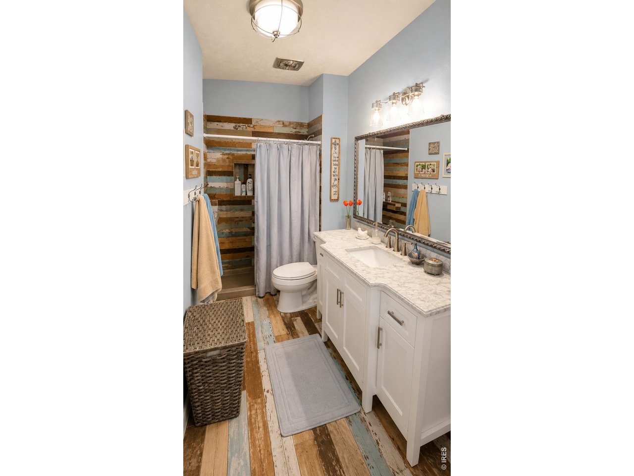 3/4 main bathroom