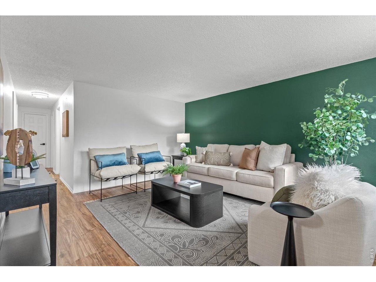 Fresh interior paint