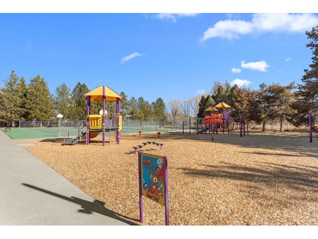 Property Photo 48 Sunnyside Park and Playground nearby