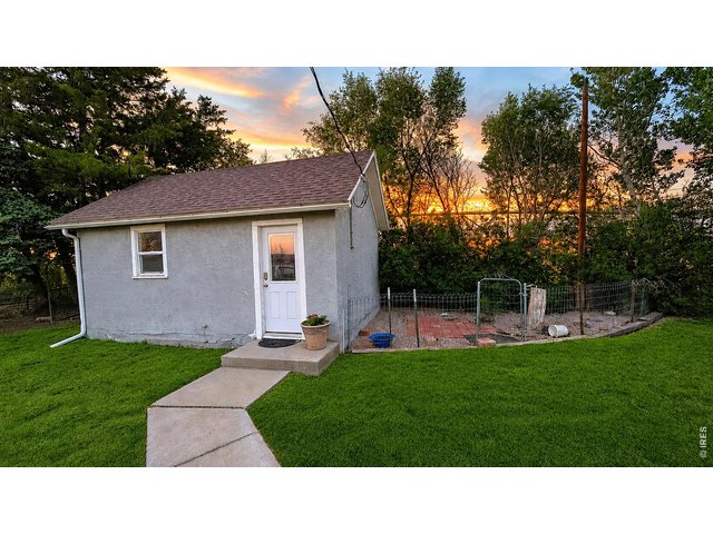 Property Photo 38 Heated storage house & dog run