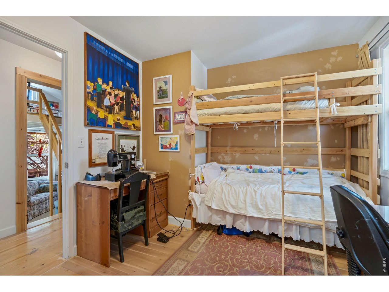 Bunk bed secondary bedroom (10x9).