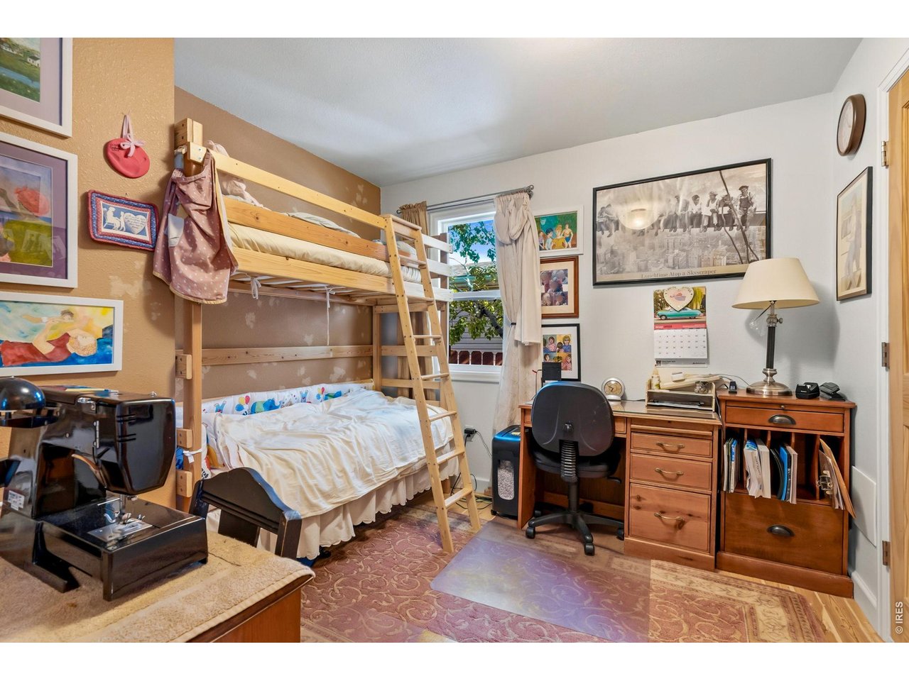 Bunk bed secondary bedroom (10x9) with jack n jill bathroom attached.