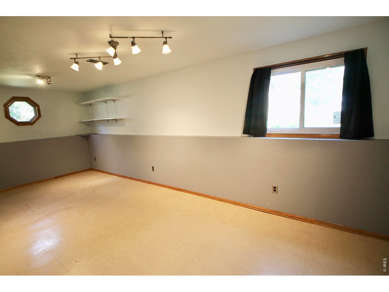 Basement Flex Space with separate Entrance. Could be additional bedroom or Kitchenette