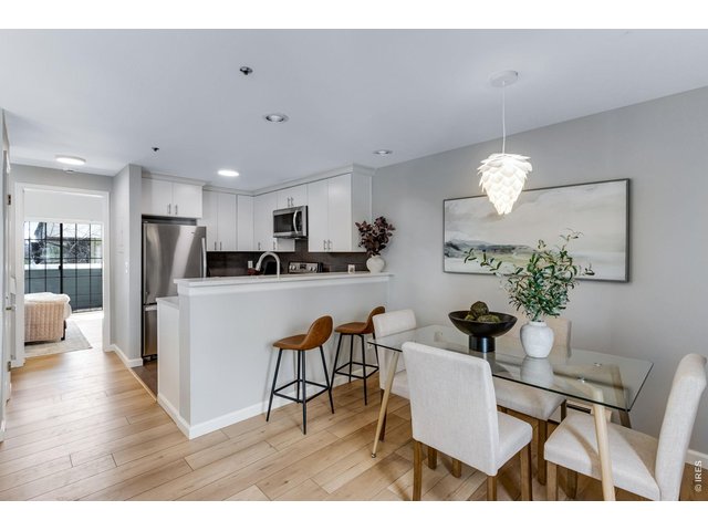 Property Photo 5 Extensive Remodel all new wide-plank low maintenance LVP floors throughout, even on thestair treads. 