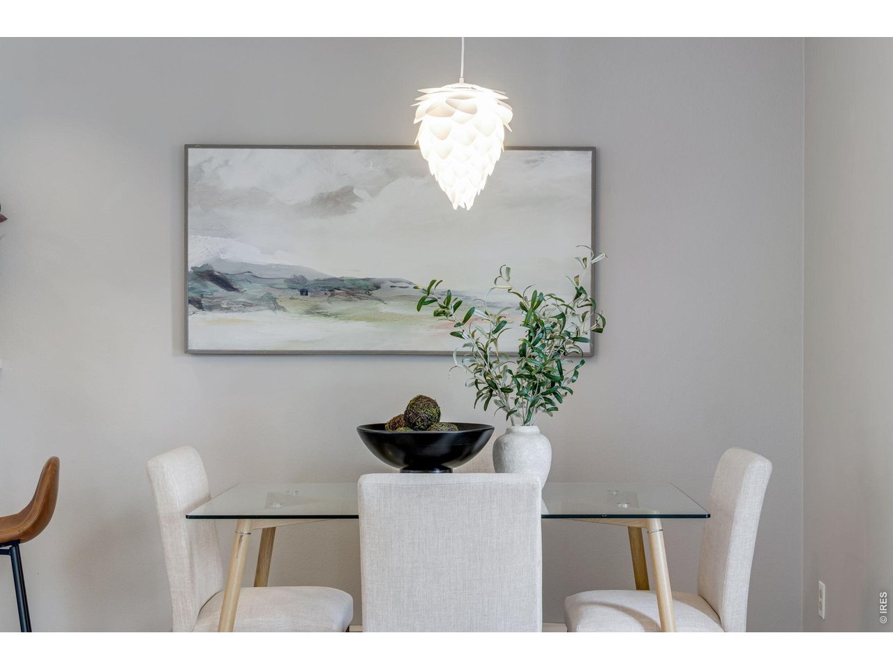 Dining area - thoughtful design & functionality