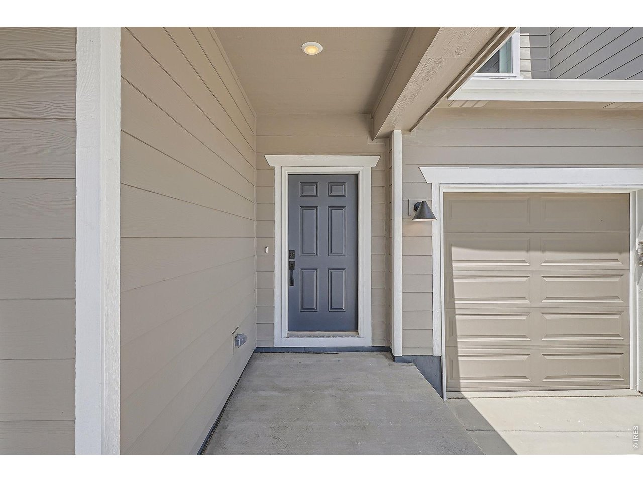Covered front entry