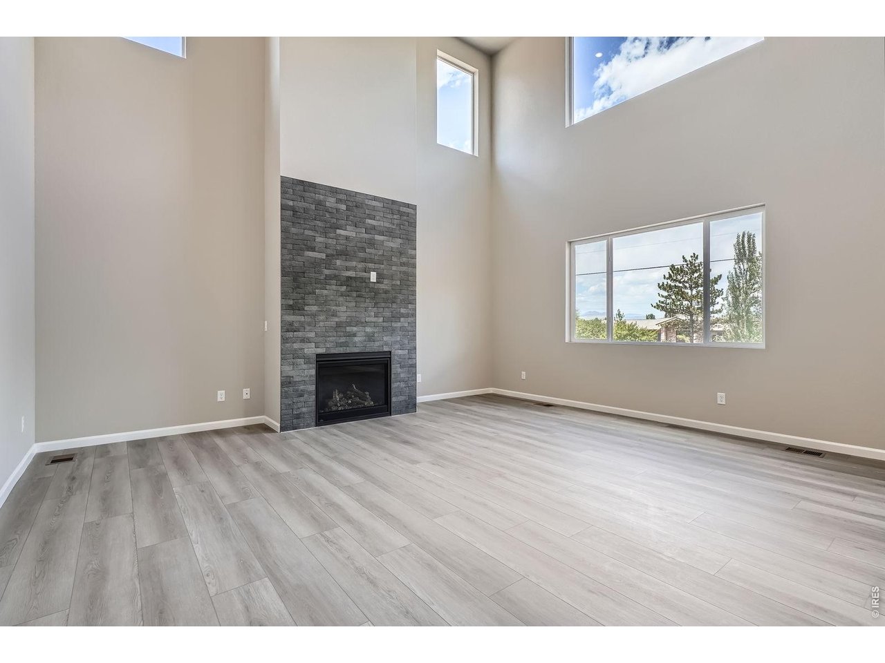 Spacious great room