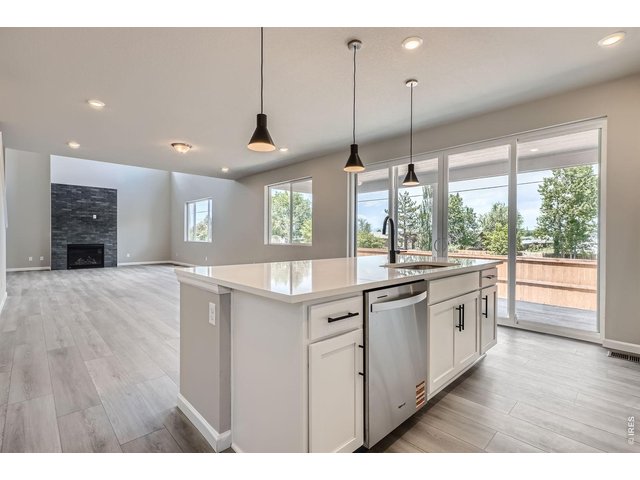 Property Photo 14 Great for entertaining