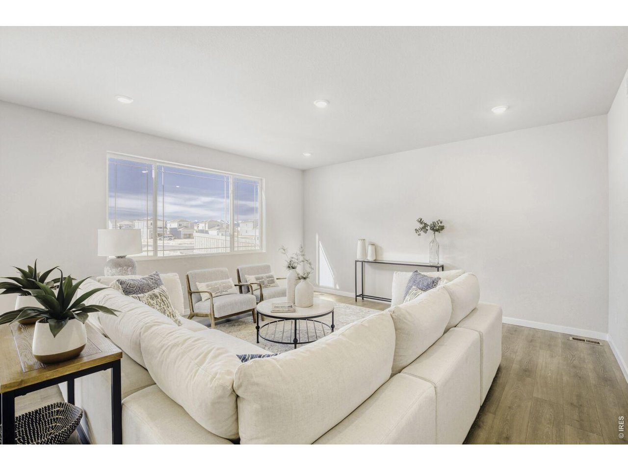 Spacious great room