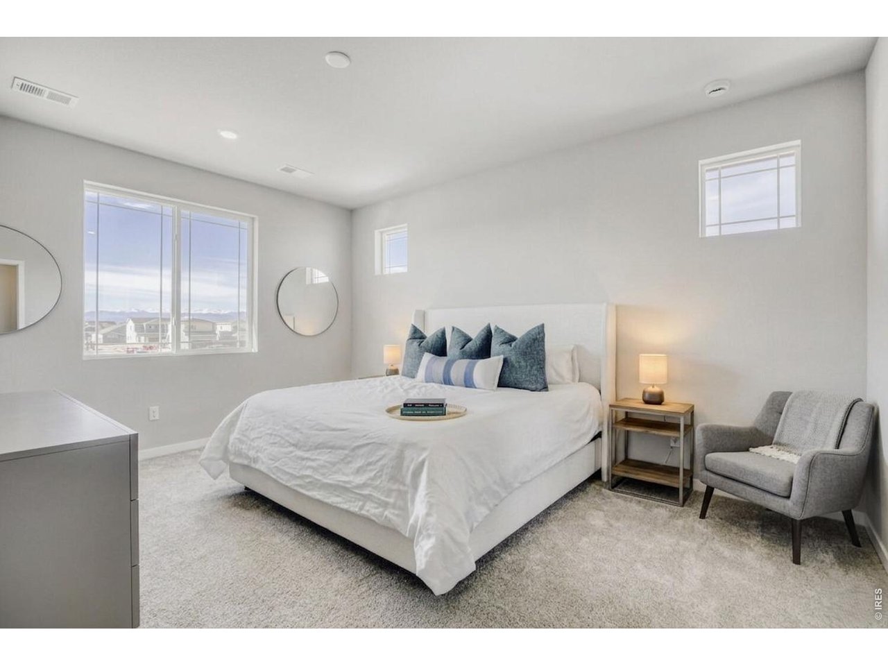 Primary suite