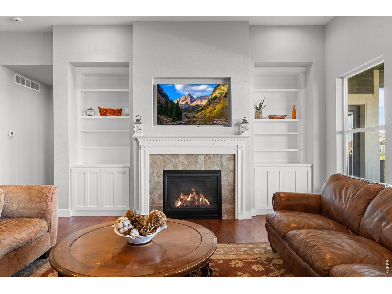 Custom builtins w/ gas Fire Place