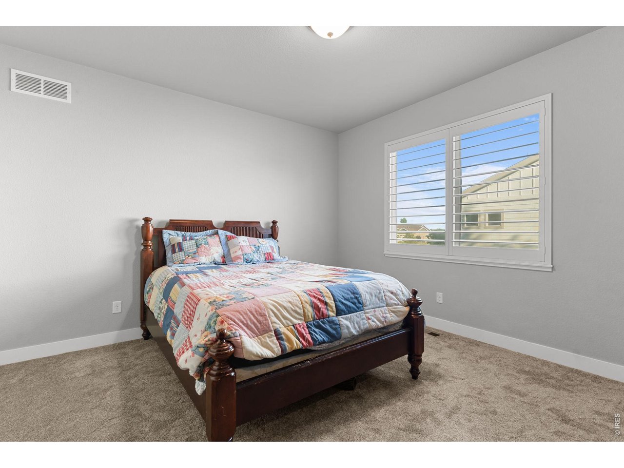 Guest room...notice plantaion shutters!