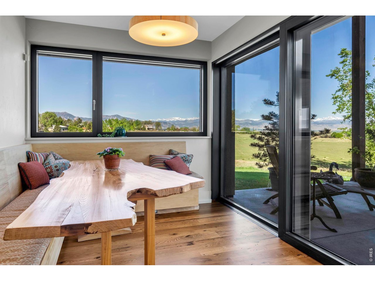 Breakfast Nook