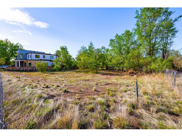 Property Photo 15 