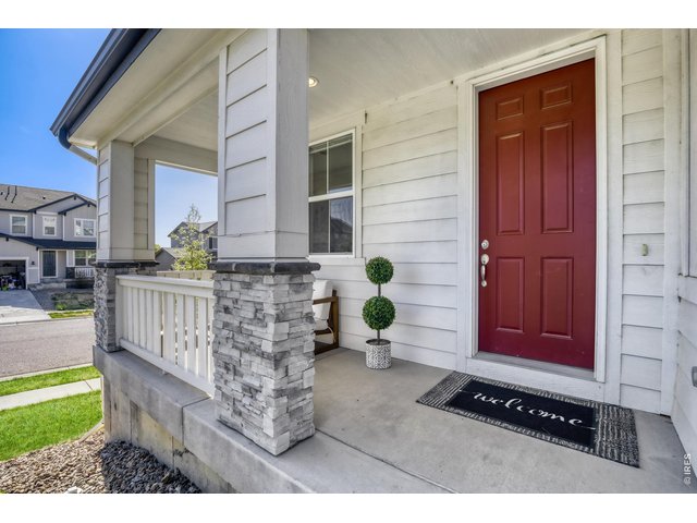 Property Photo 3 1055 Rubinette Ln - Front Porch