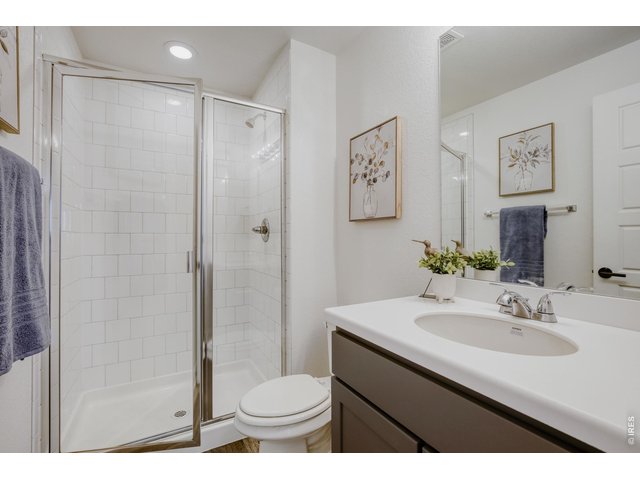 Property Photo 23 1055 Rubinette Ln - 3/4 Bathroom (Basement)