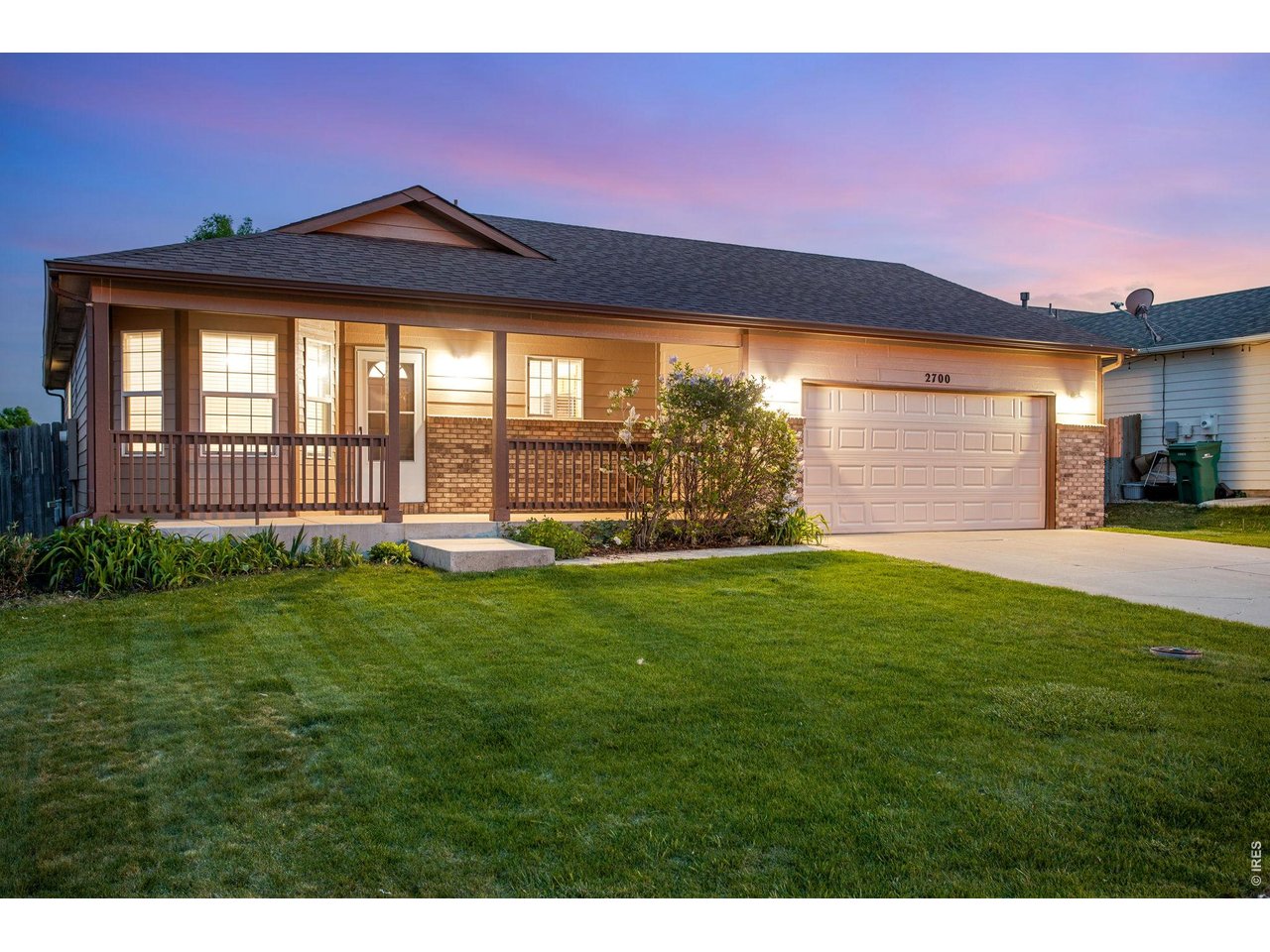 Large covered front patio 