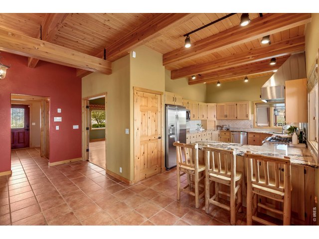 Property Photo 5 Inviting entry 