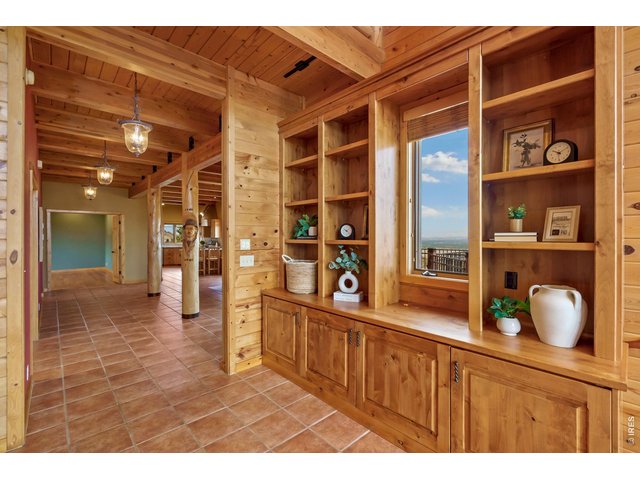 Property Photo 14 Plenty of built in cabinetry throughout! 