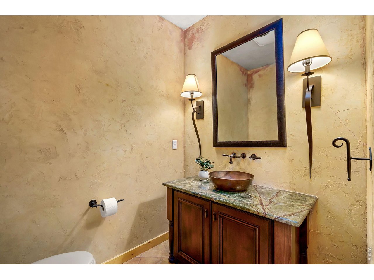 Half bath on main level 