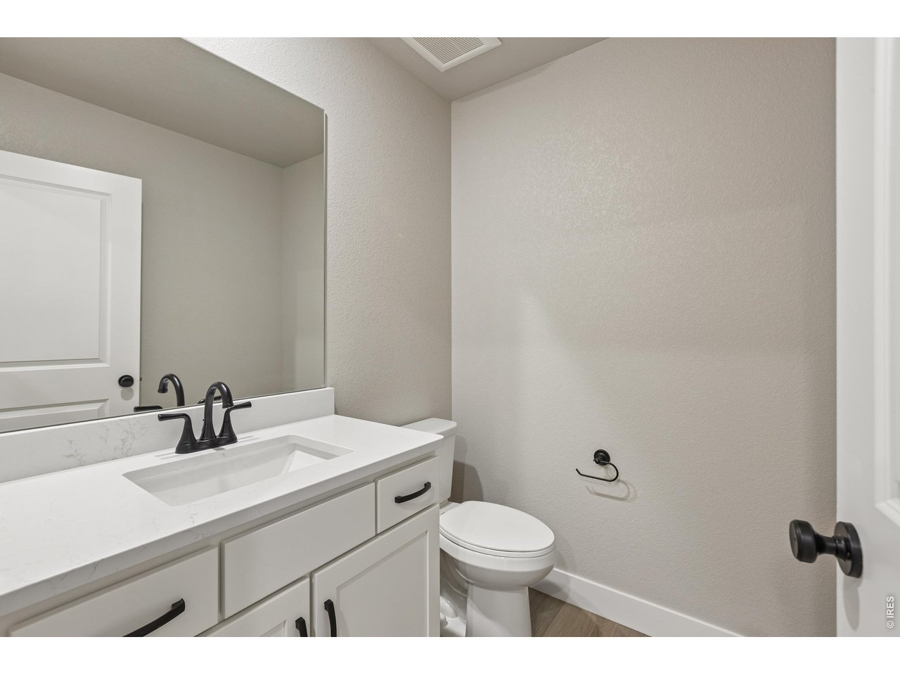 Property Photo 17 Bathroom 2
