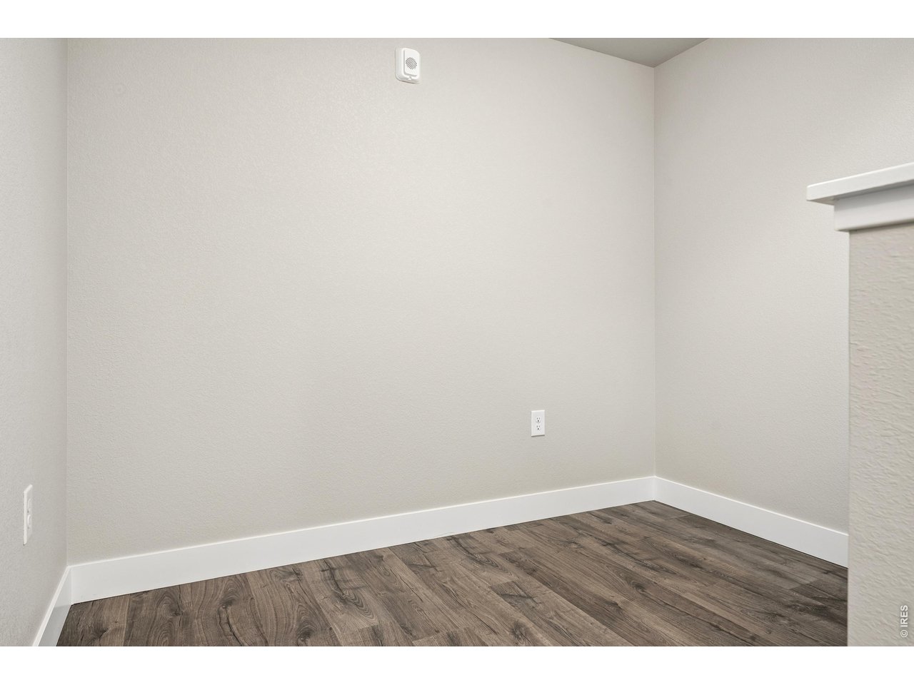Property Photo 19 Flex space for exercise studio, gaming center or home office
