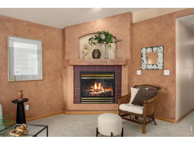 Property Photo 7 Cozy gas fireplace