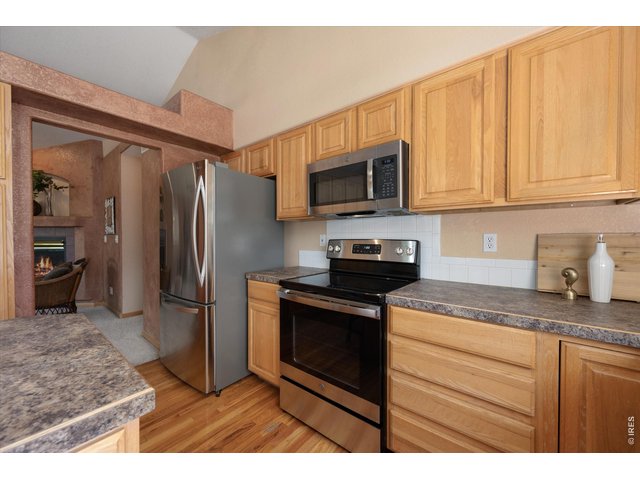Property Photo 15 All Stainless Steel Appliances stay