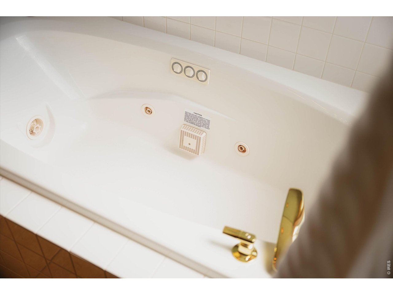 Jetted Tub