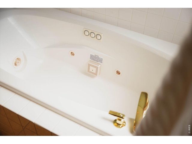 Property Photo 26 Jetted Tub