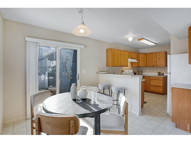 Property Photo 6 Dining Area