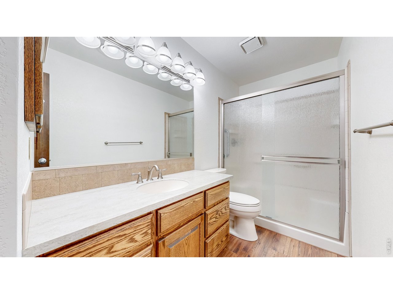 3/4 main bathroom