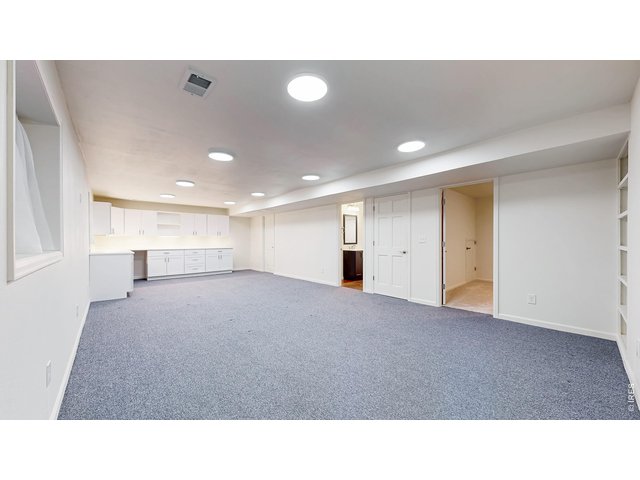 Property Photo 28 Large rec/family room