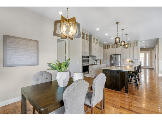 Property Photo 19 Eatin dining area