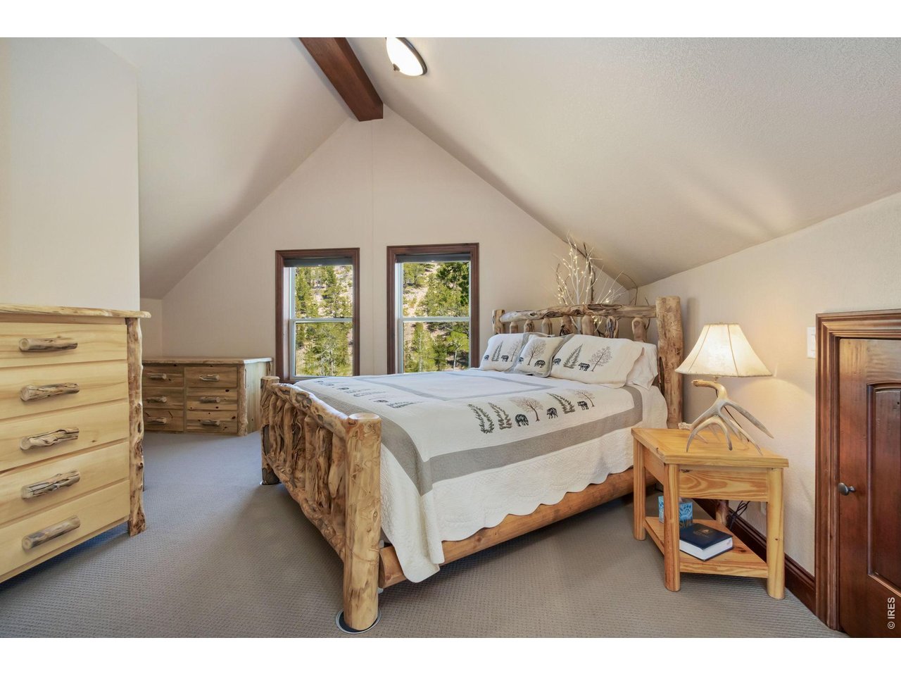 Lovely Primary bedroom! Extra storage in side closets. 