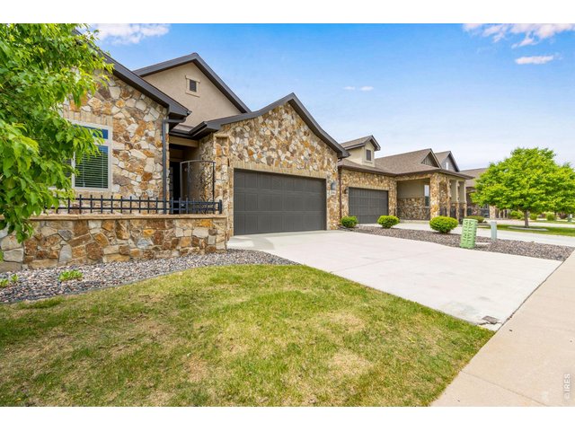 Property Photo 5 Gated front courtyard w/ beautiful exterior stone