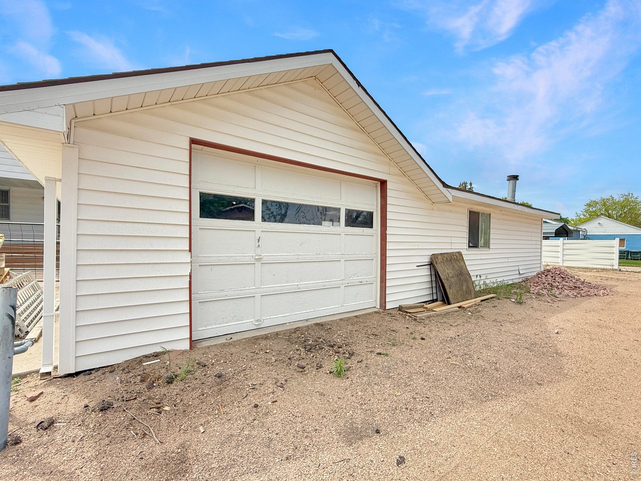 Detached 1 Car Garage - Alley Access